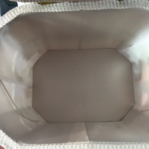 Eaton’s Vintage Woven Sewing Basket with Floral Embroidery and Satin Interior - Picture 11 of 16